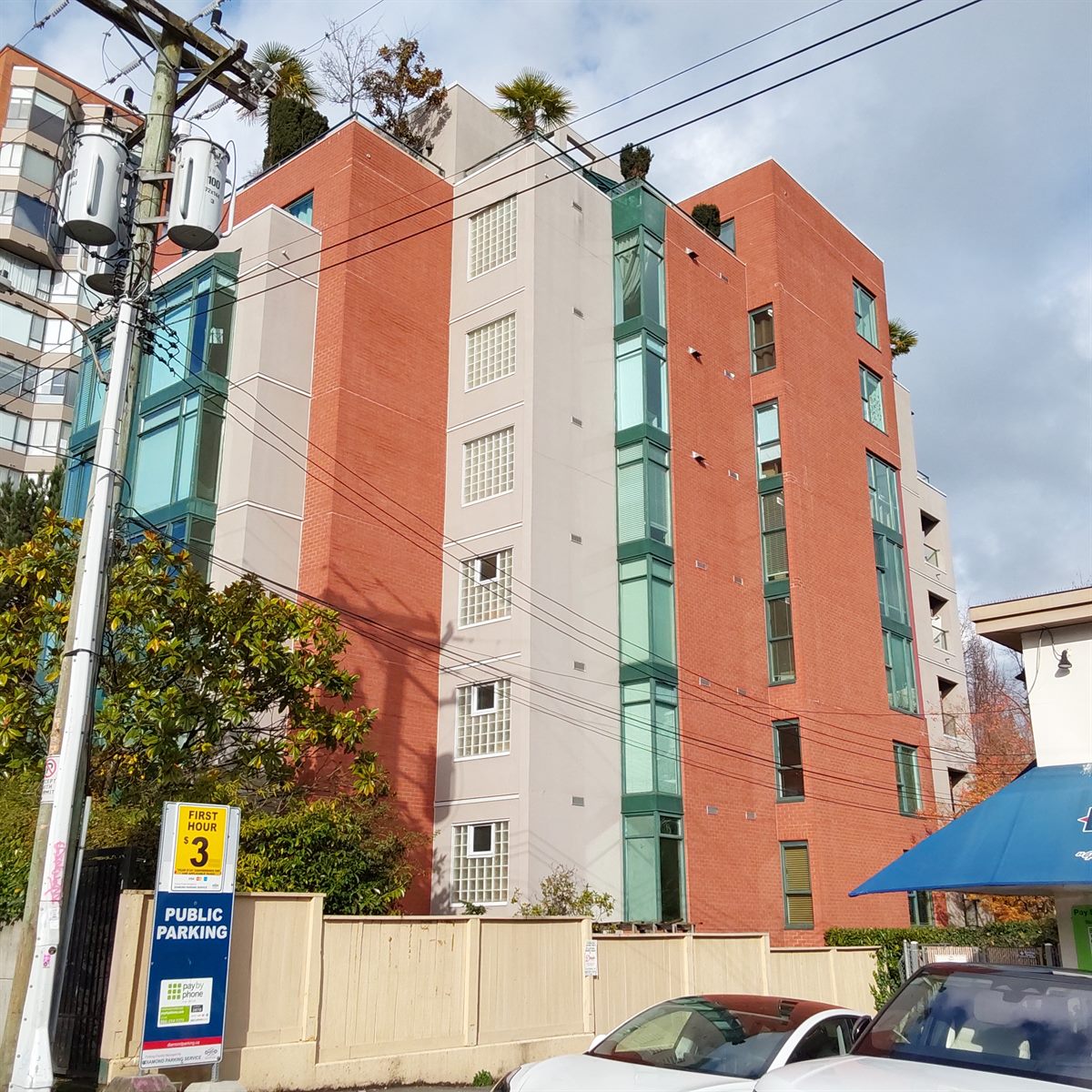 Multi-storey concrete residential mid-rise building, Vancouver